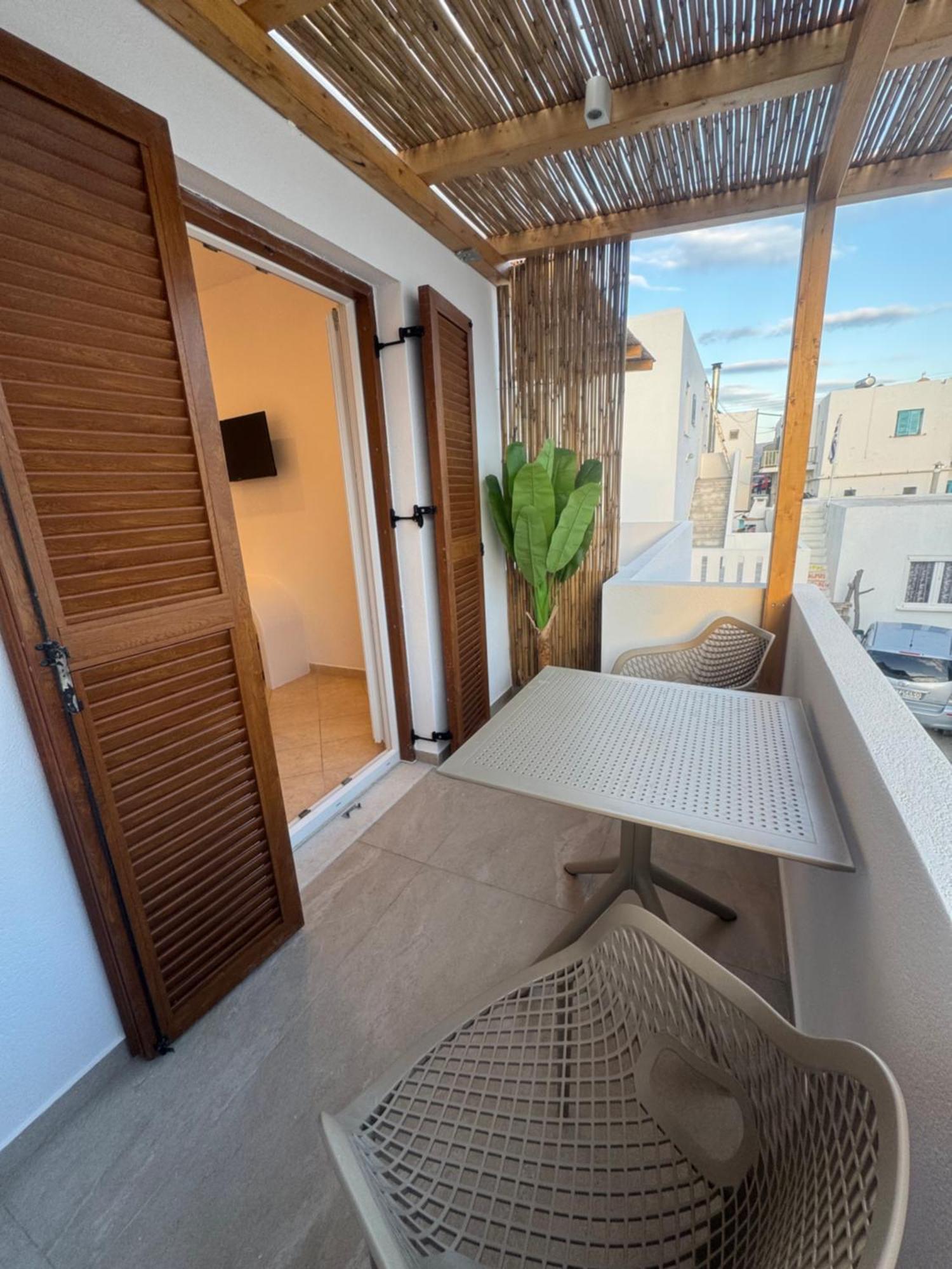 Eleni'S Rooms Antiparos Town Exterior foto