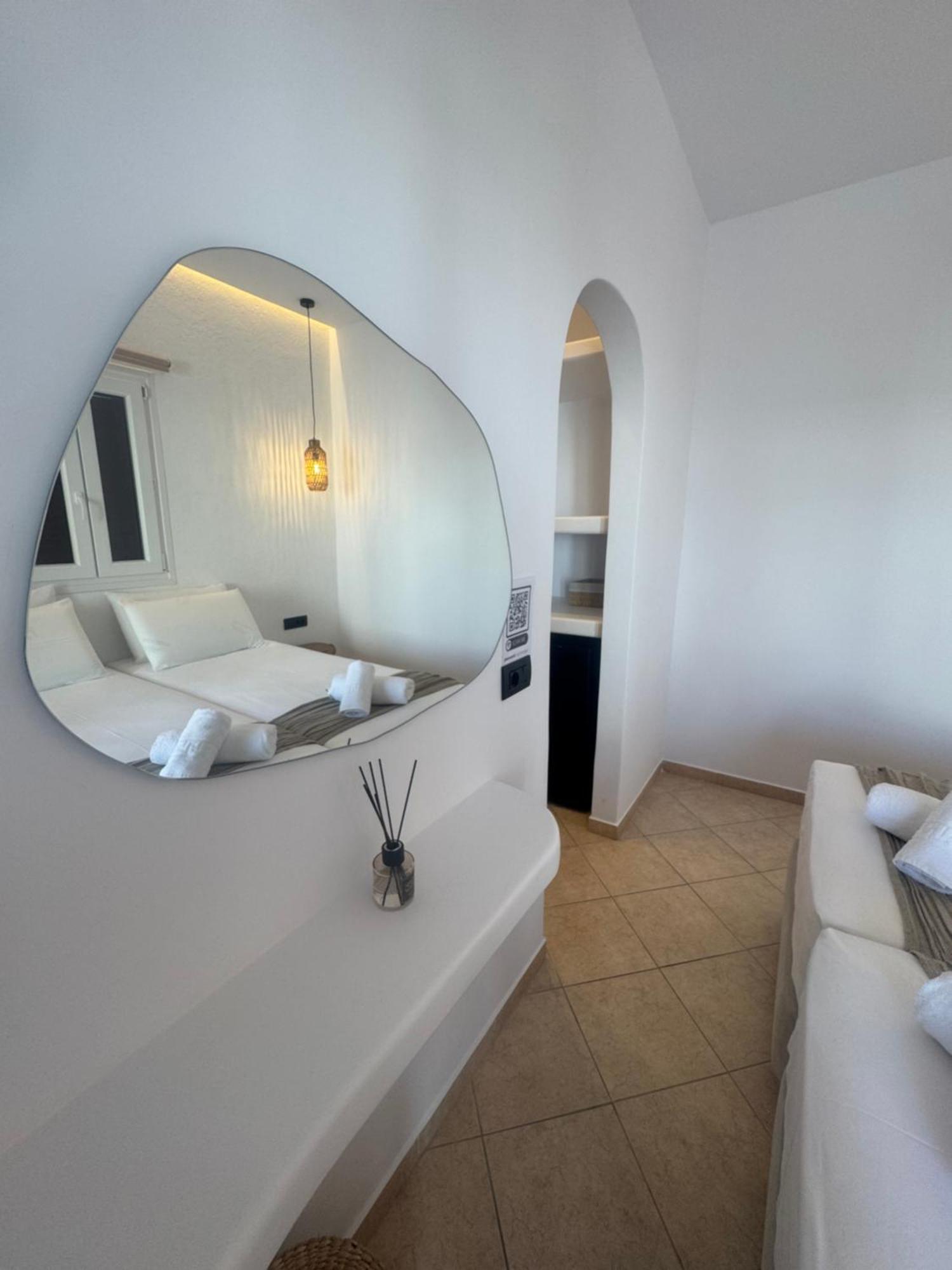 Eleni'S Rooms Antiparos Town Exterior foto